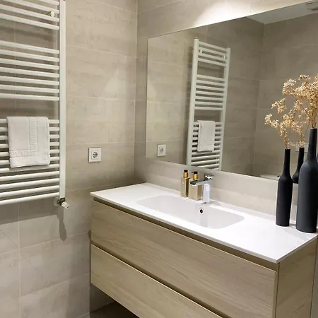 Entire With Terrace * サン・セバスティアン