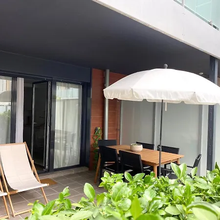 アパート Entire With Terrace *