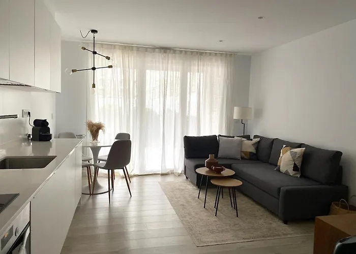 Entire With Terrace *